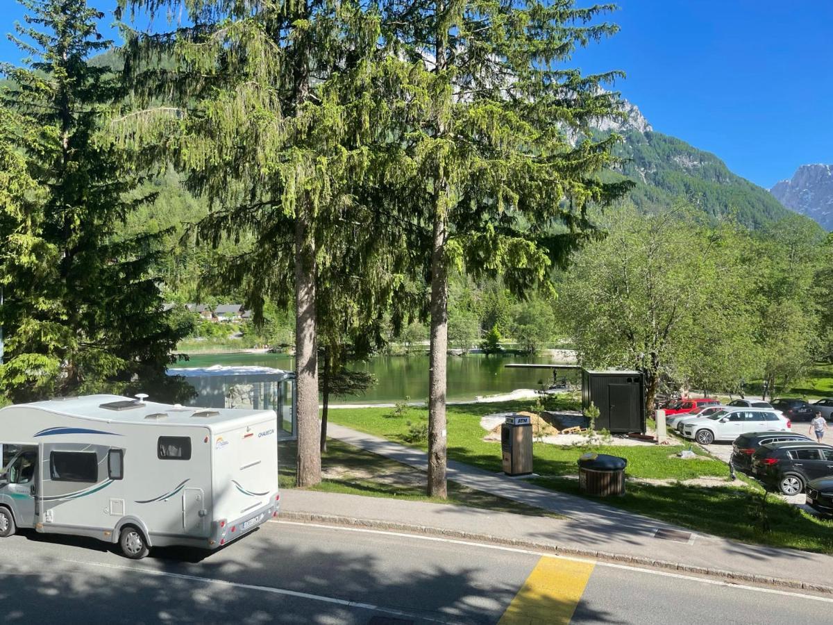 Martinov Dom Lejlighed Kranjska Gora Eksteriør billede